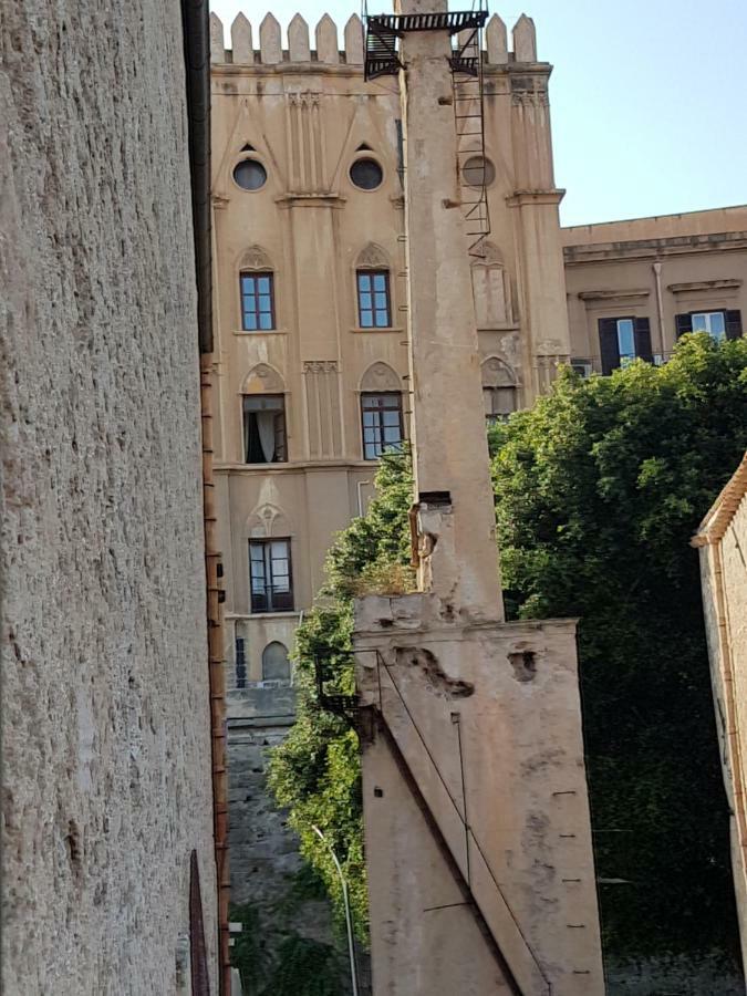 Casa Vacanze Villa D'Orleans Palermo Exteriér fotografie