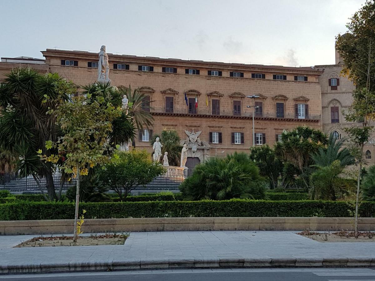 Casa Vacanze Villa D'Orleans Palermo Exteriér fotografie