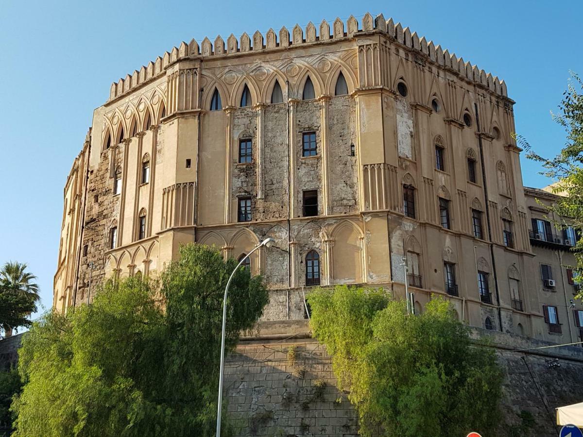 Casa Vacanze Villa D'Orleans Palermo Exteriér fotografie