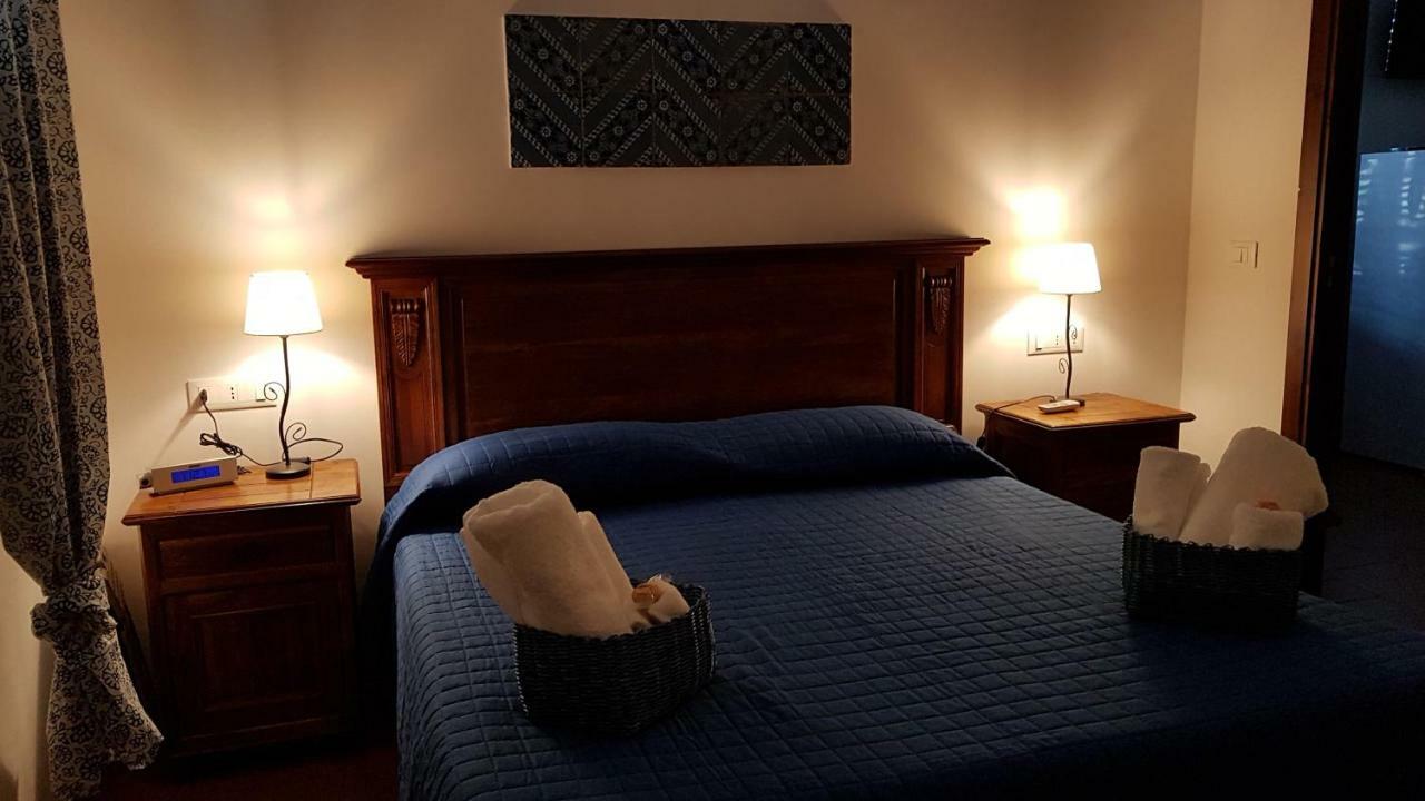 Casa Vacanze Villa D'Orleans Palermo Exteriér fotografie
